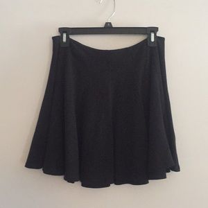 American Eagle Skirt- black, size 8